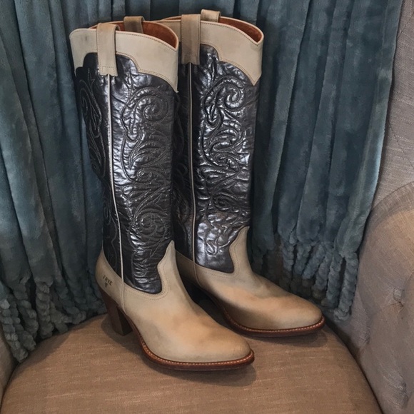 Frye Shoes - Frye boots